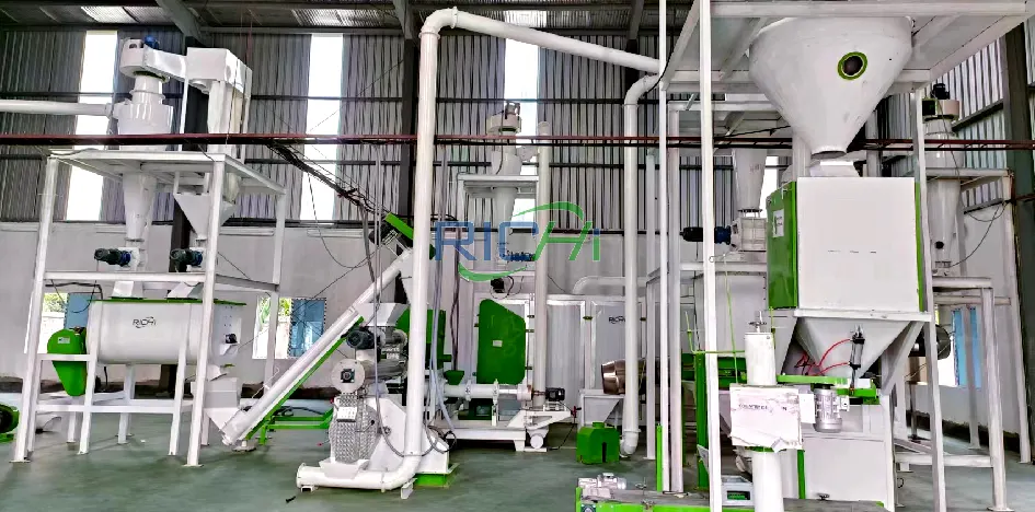 Complete extruded floating fish feed pellet production line installed in Bangladesh aquaculture factory